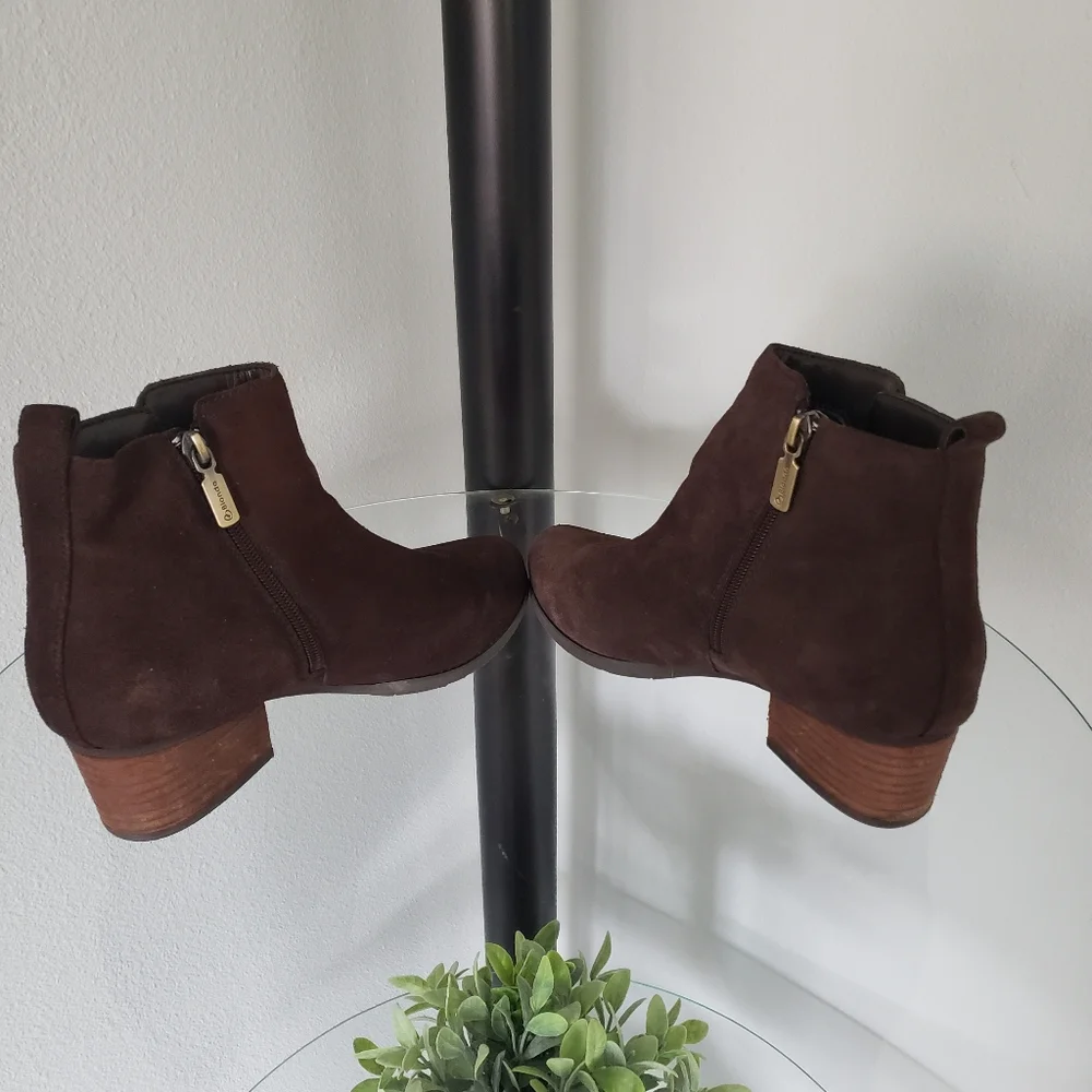 Blondo Brown Suede Ankle Booties Waterproof Women's Size 7.5